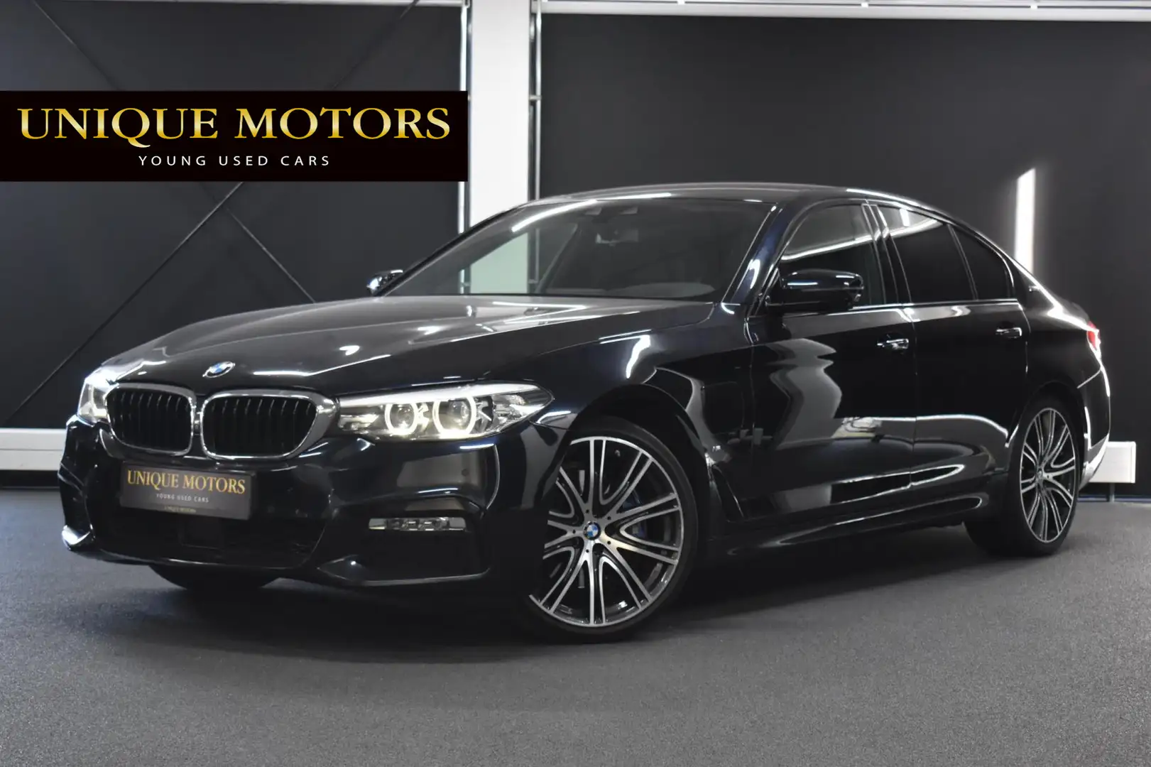 BMW 530 5-serie 530e M-Sport 252pk | HEAD-UP | H&K | 360'C Zwart - 1