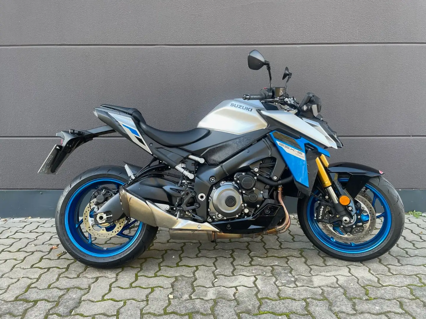 Suzuki GSX-S 1000 - 1