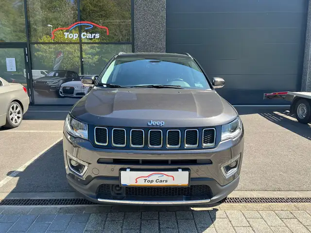 Jeep Compass view 4