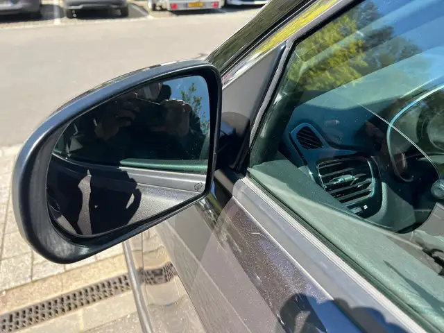 Jeep Compass view 16