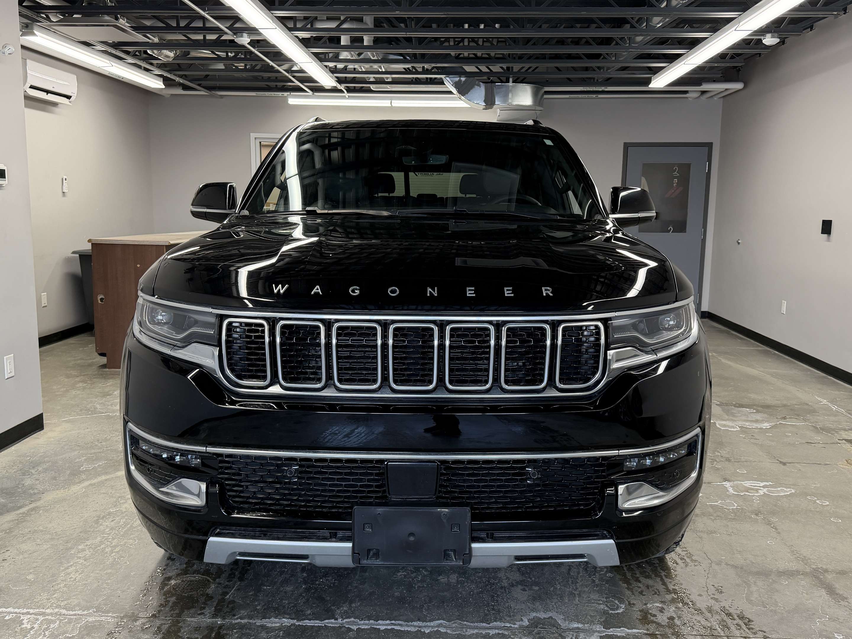 2023 Jeep Wagoneer L