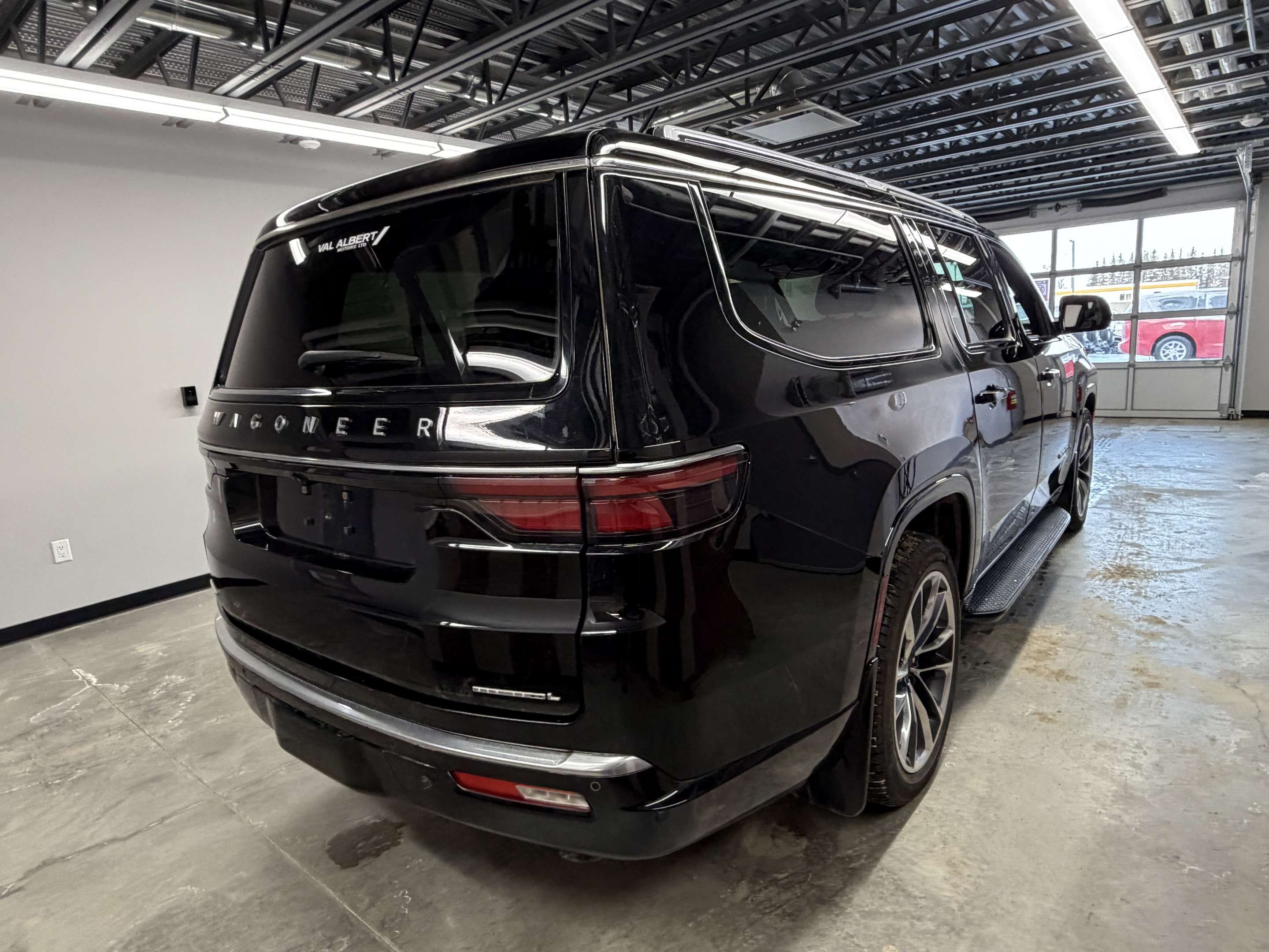 2023 Jeep Wagoneer L