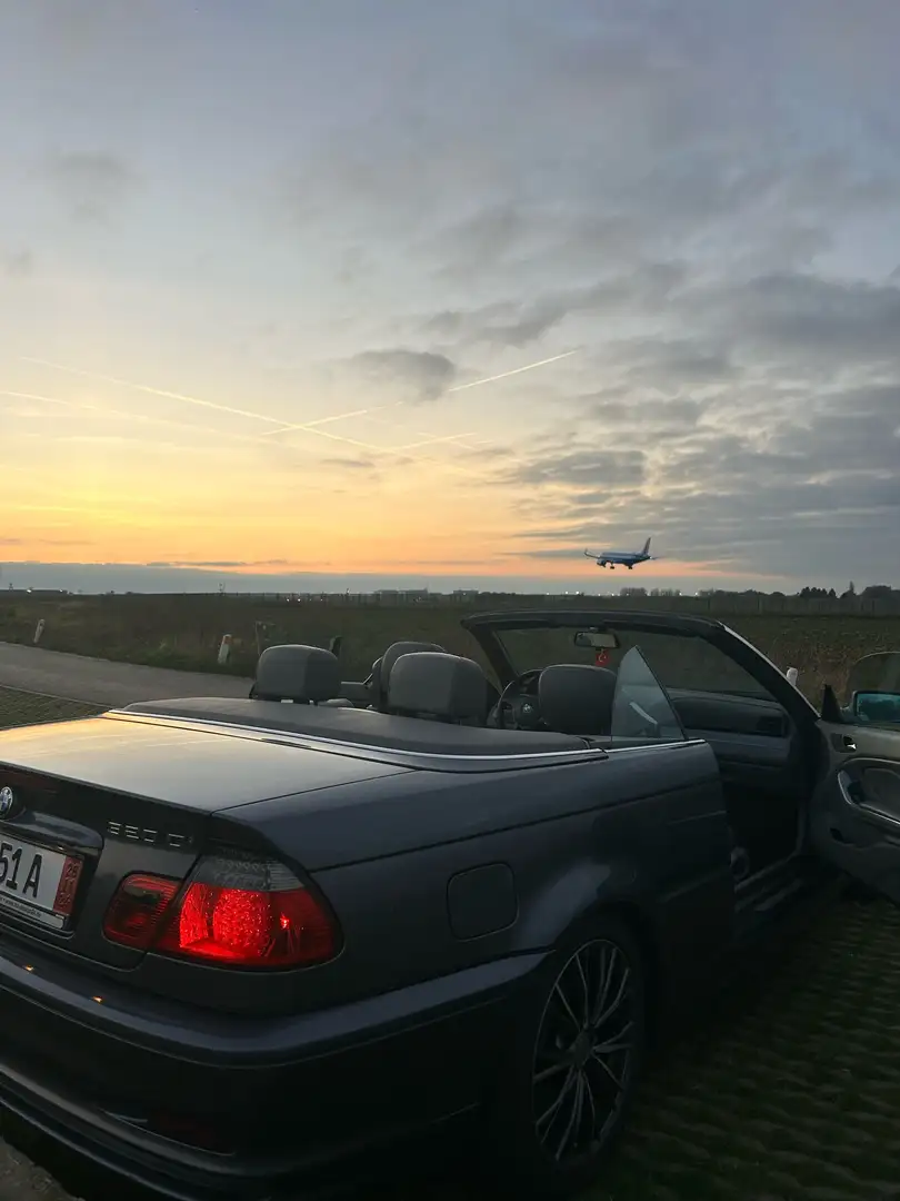 BMW 320 Ci - 2
