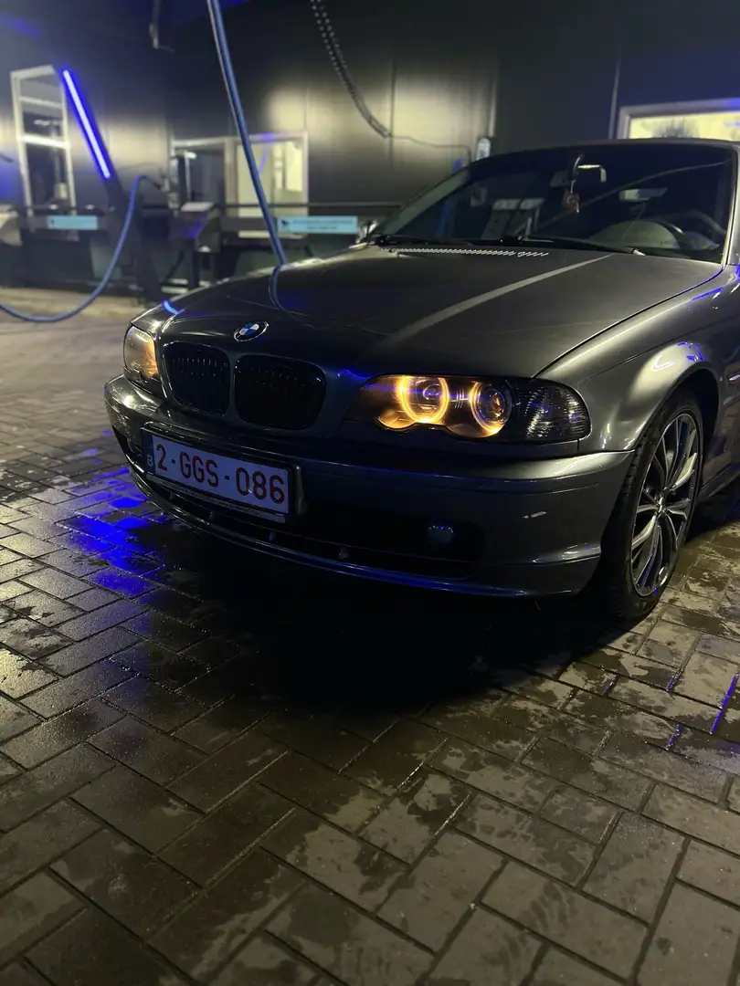 BMW 320 Ci - 1