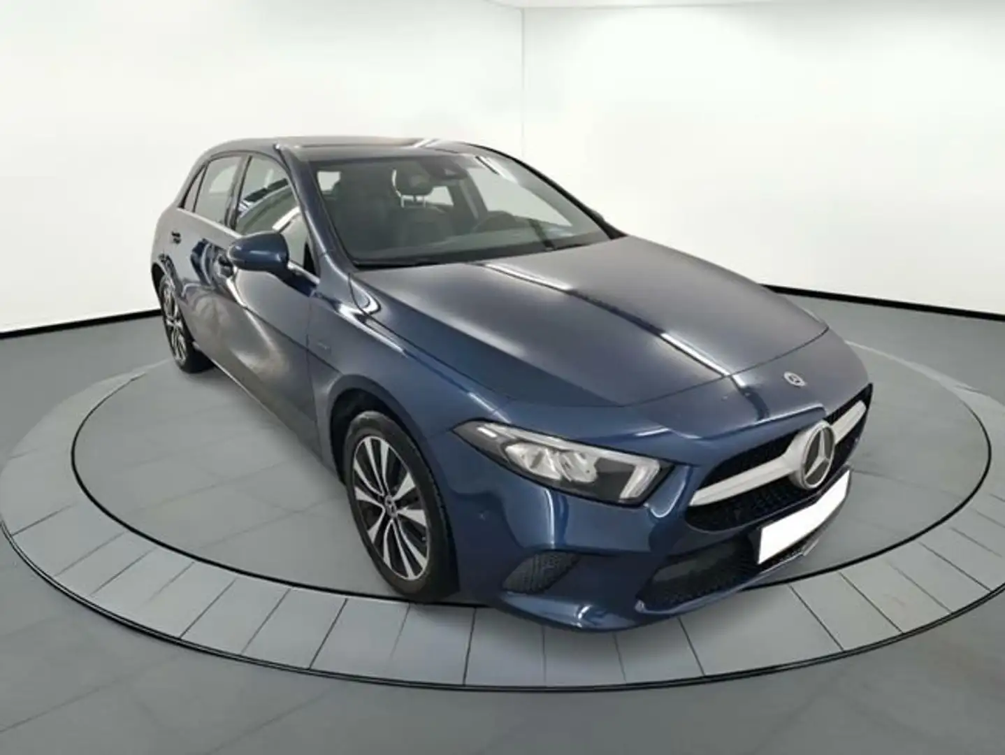 Mercedes-Benz A 250 1.3 E DCT Advantage Blauw - 2