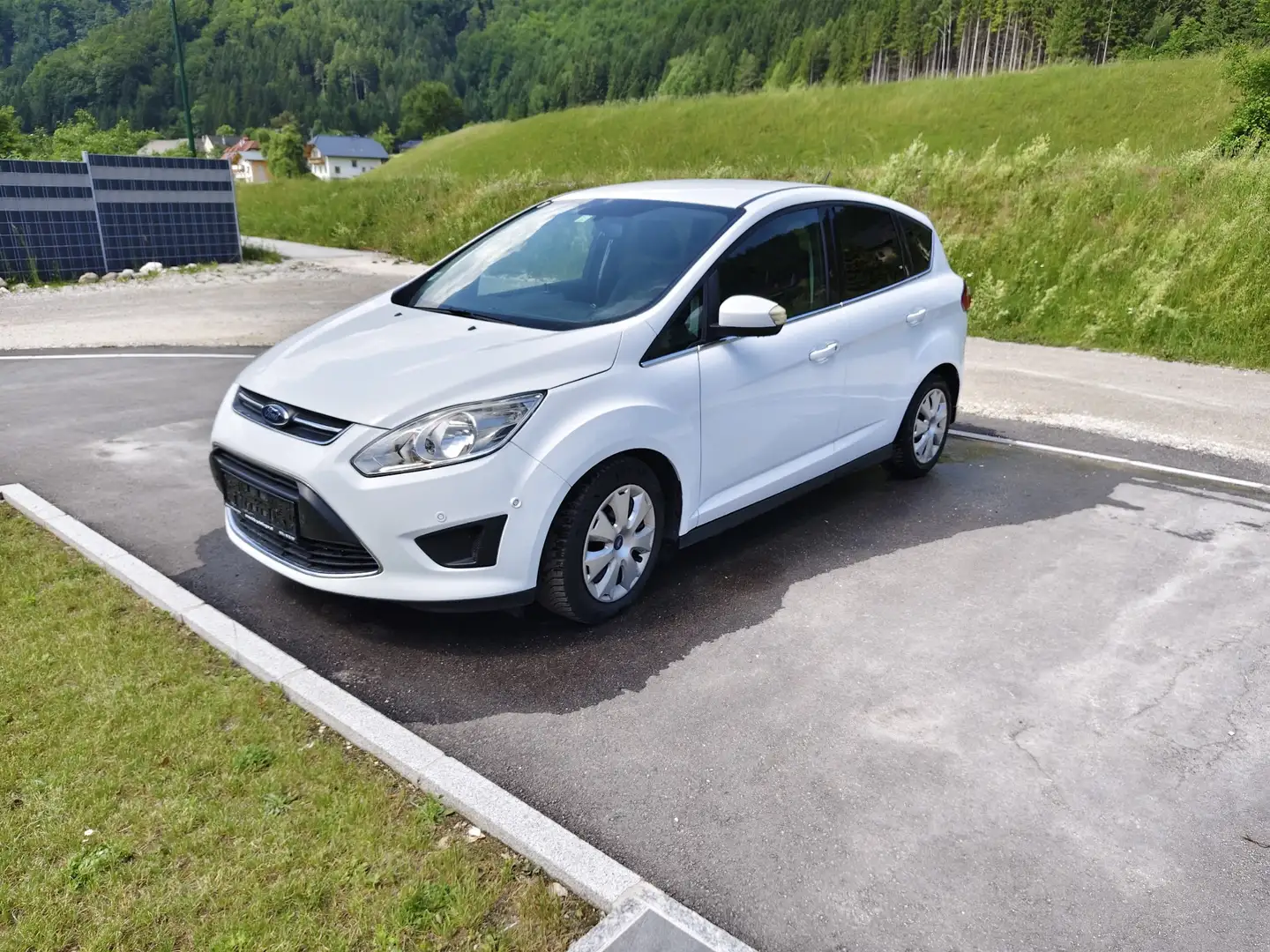 Ford C-Max Titanium 1,6 TDCi DPF - 1