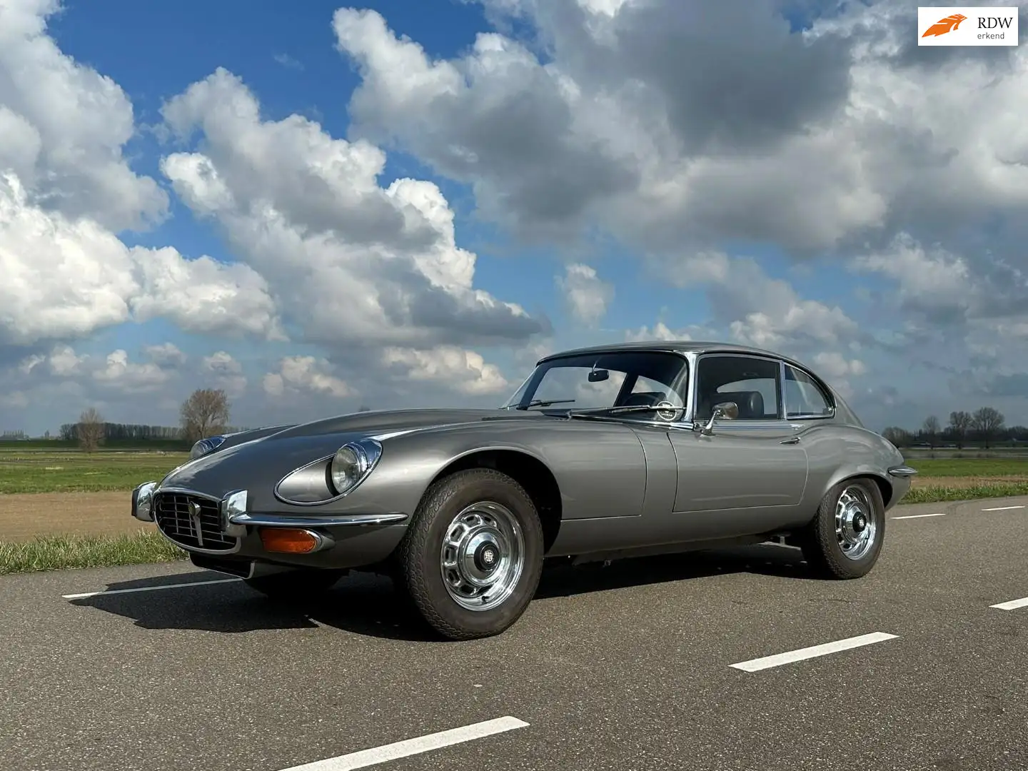 Jaguar E-Type "E" 5.3 V12 Coupe hand geschakeld, nieuw in België Grigio - 1