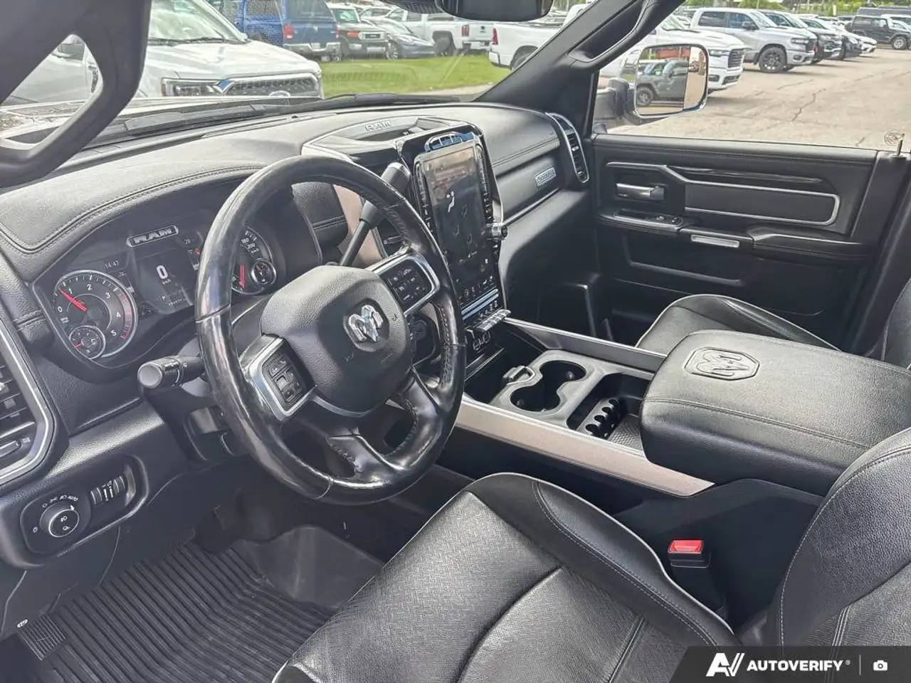 RAM 3500 снимка RAM 3500