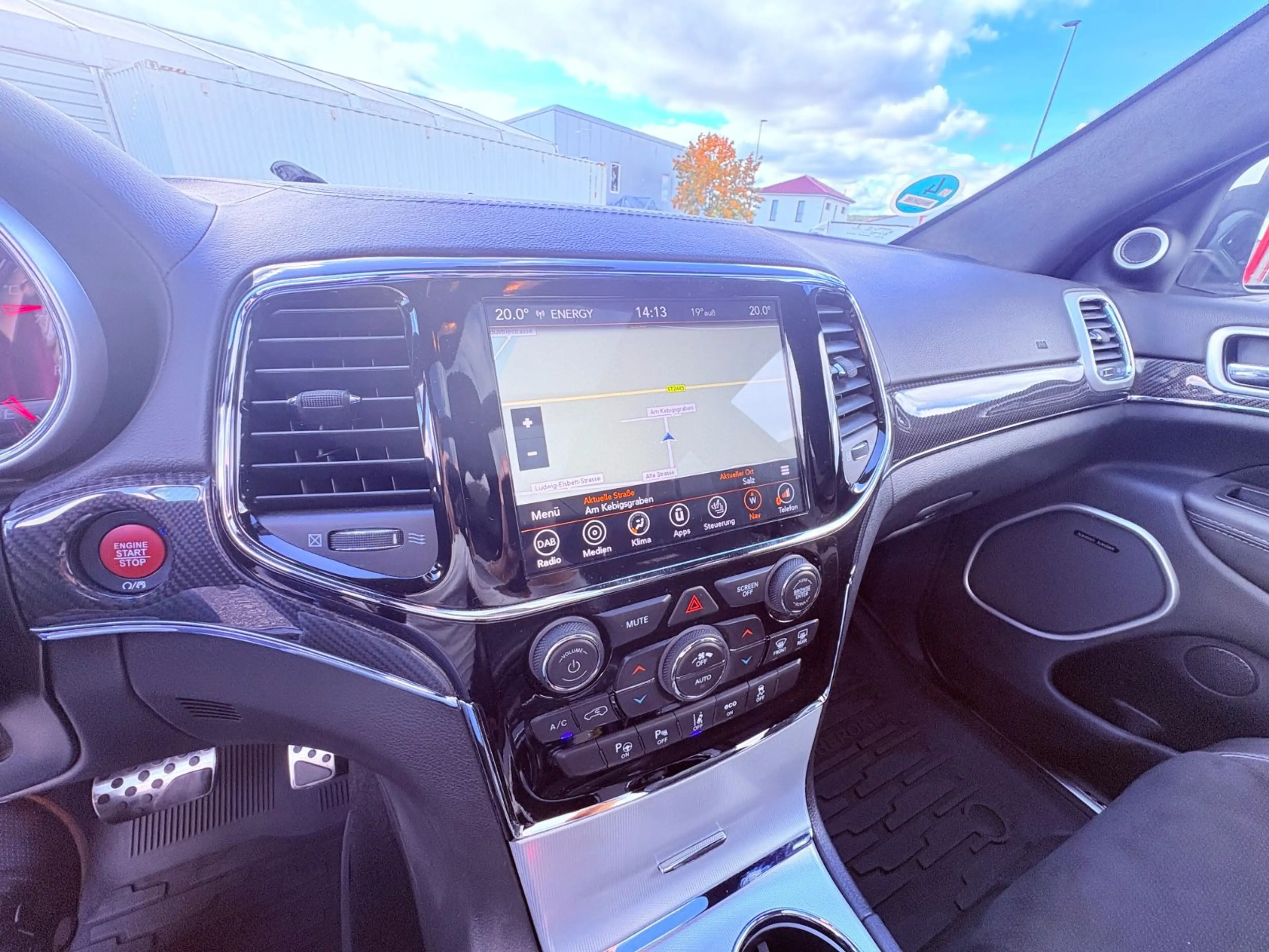 Jeep Grand Cherokee 6.4 V8 HEMI SRT MwSt. — photo 17