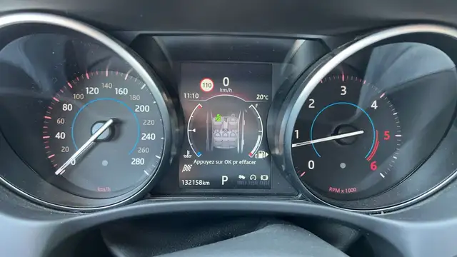 Jaguar XE view 12