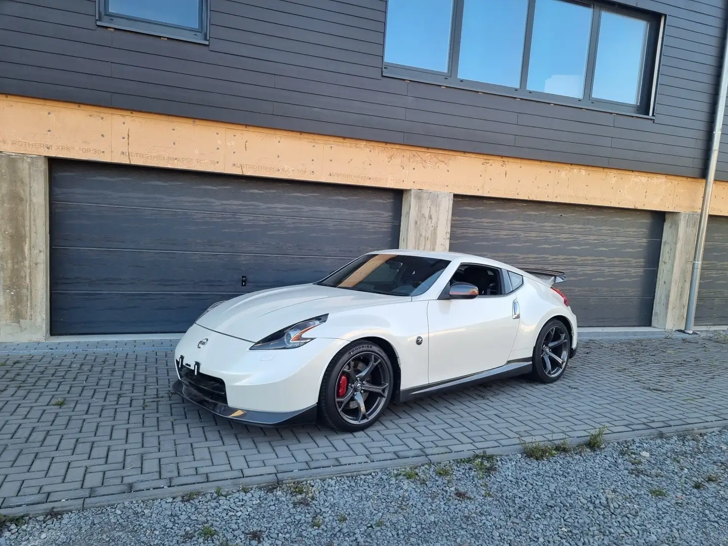 Nissan 370Z 370 Z nismo - 1