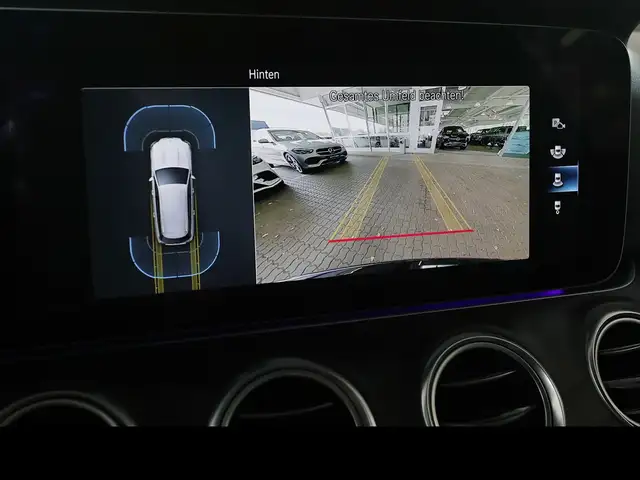 Mercedes-Benz E-Class view 11