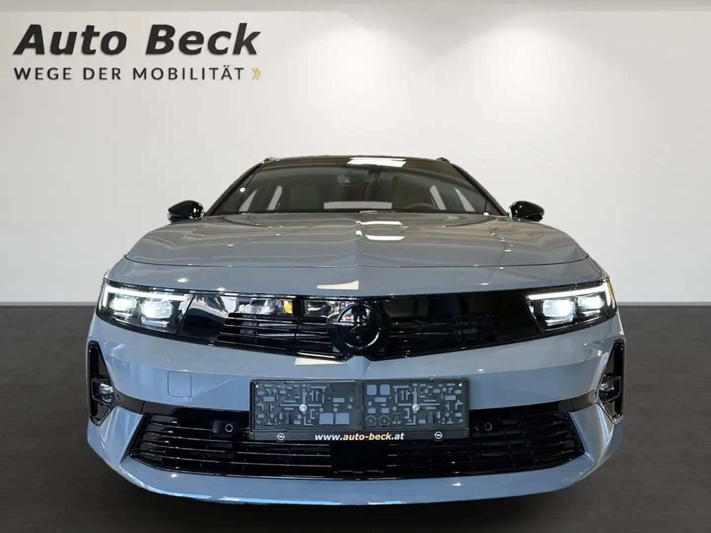 Opel Astra 1.2 Sports Tourer GS AT Grau - 2