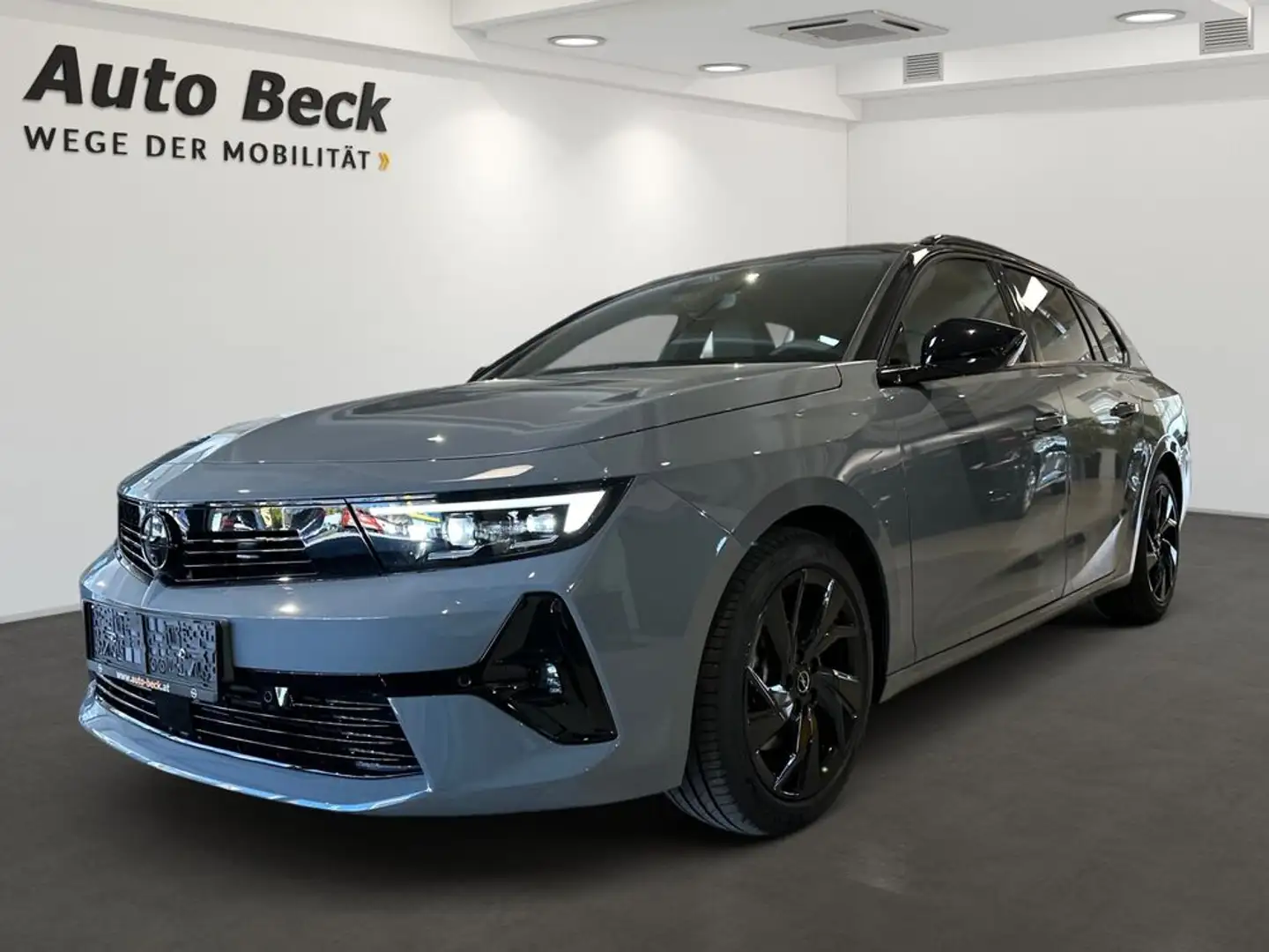 Opel Astra 1.2 Sports Tourer GS AT Grau - 1