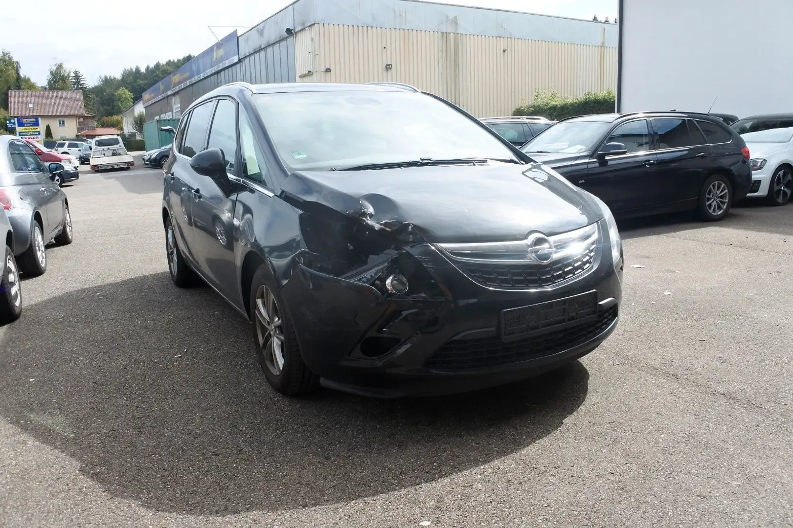 Opel Zafira C Diesel Tourer Sport/Unfall Schwarz - 1