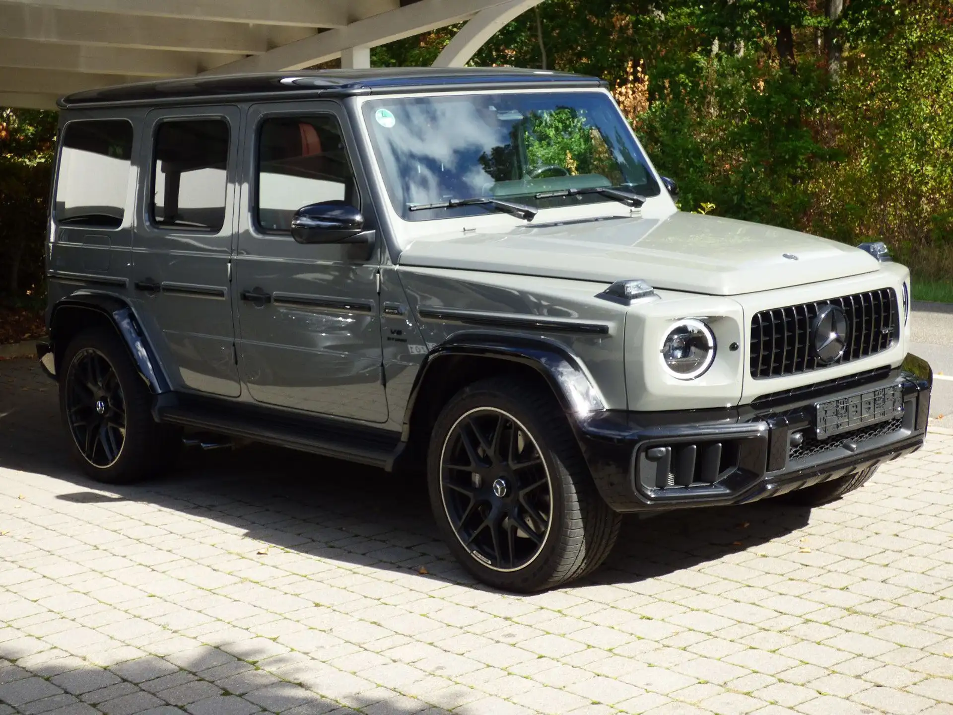벤츠 G-Class G 63 AMG 2026 회색 사진 4