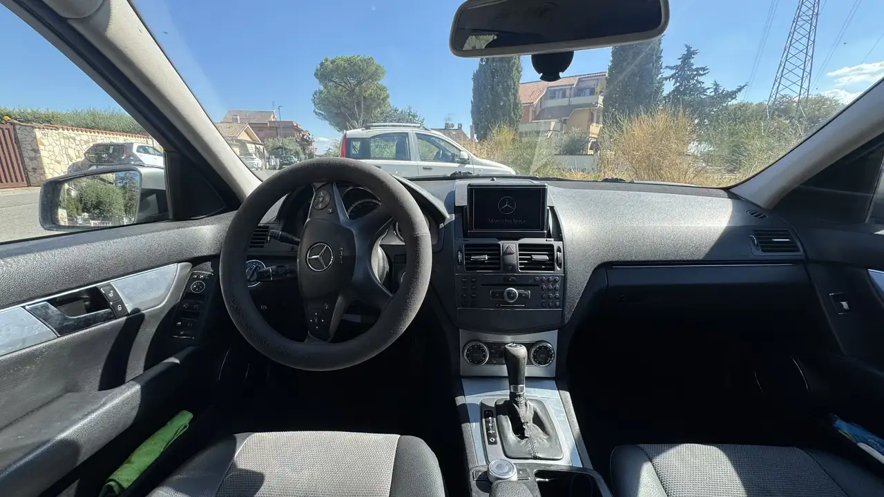 Mercedes-Benz C 200