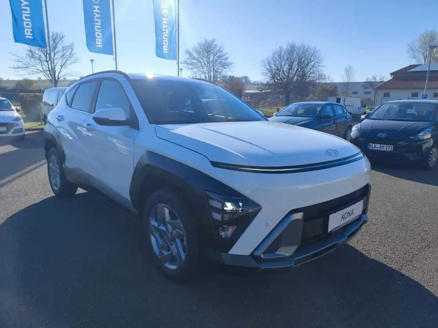 Hyundai KONA 1.6 T-GDi 2WD 6-Gang MT Trend Weiß - 2