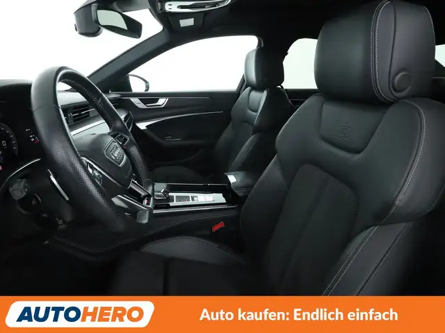Audi A6 view 10