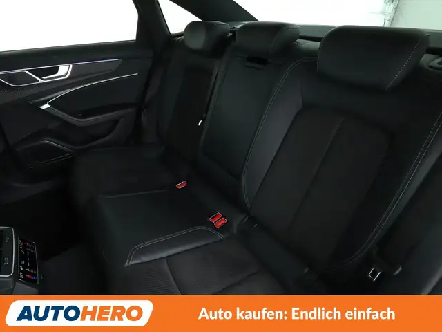 Audi A6 view 14