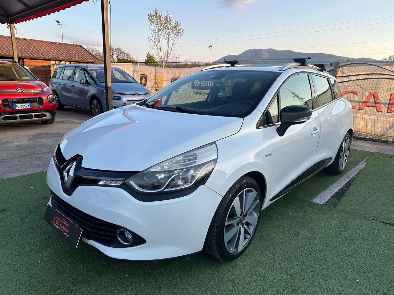 Renault Clio SPORTER*1.5DCI*COSTUME NATIONAL*90CV*NAVI*KAMERA*