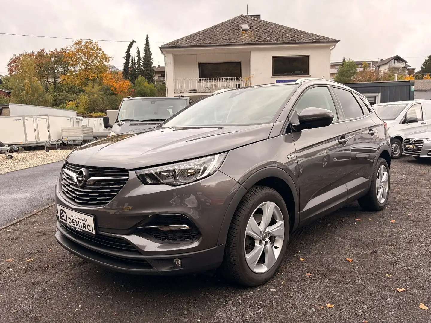 Opel Grandland X Grau - 1