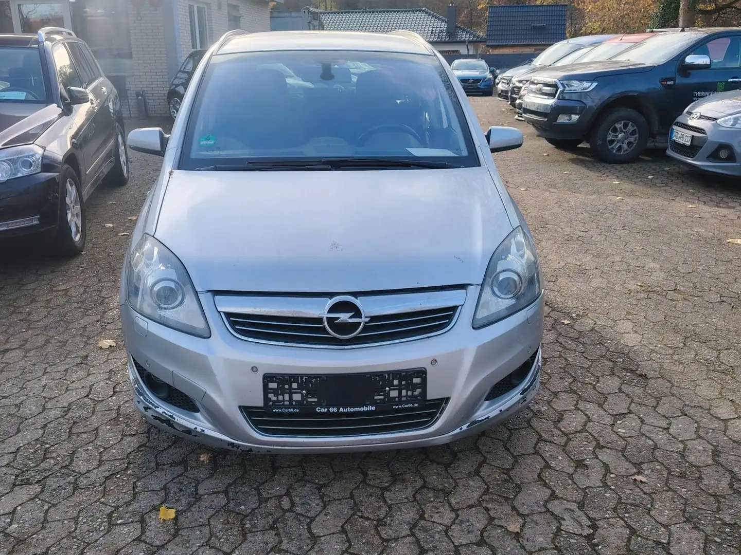 Opel Zafira B Sport / Automatikgetriebe / Klimaanlage Argent - 2