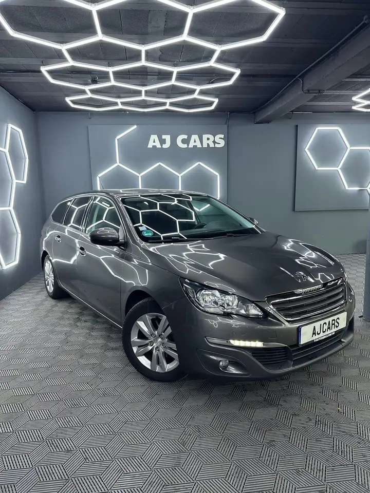 Peugeot 308 308 SW — photo 3