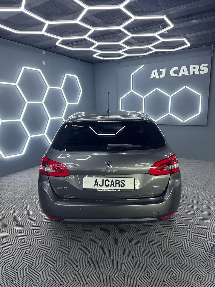 Peugeot 308 308 SW — photo 10