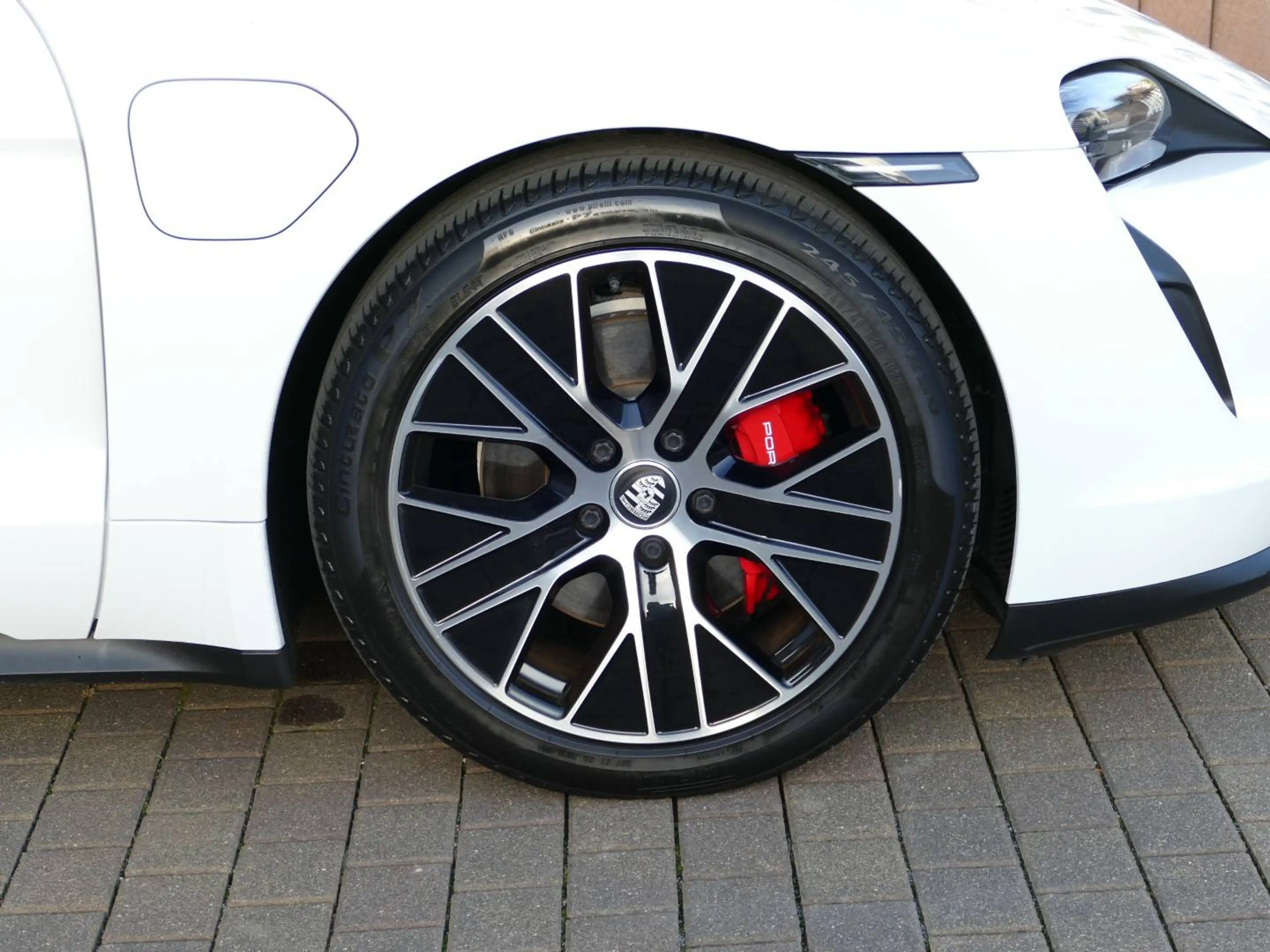 Porsche Taycan 4S Performance Plus * ACC+Wärmepumpe+20"Turbo — photo 8