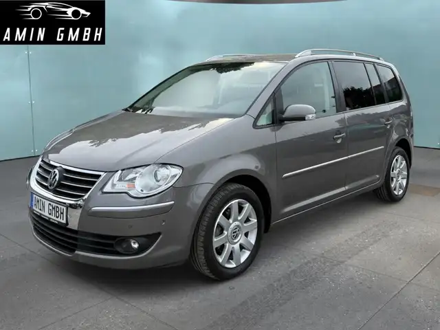 Volkswagen Touran 1.4 TSI 140 PS Highline Lerder 7 Sitzer