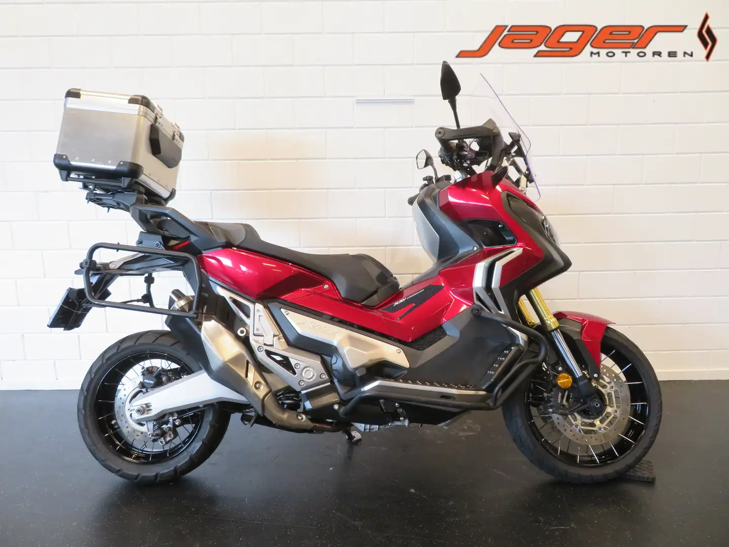 Honda X-ADV 750 ABS DCT NIEUWSTAAT!! Rood - 1