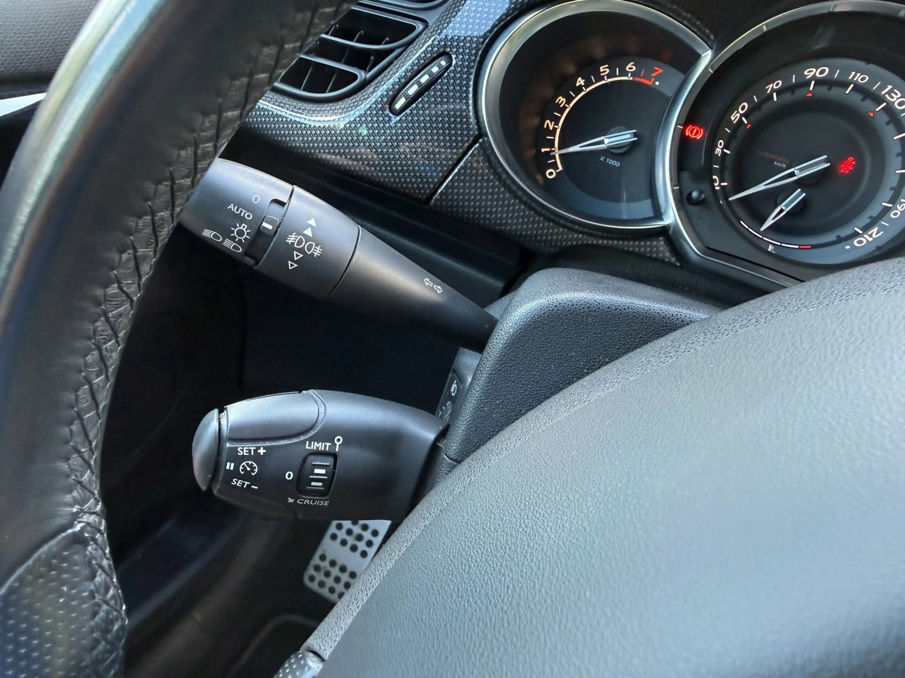 Citroen DS3 1.6 THP Ultra Prestige ECC CRUISE NAVI LMV PDC — photo 14