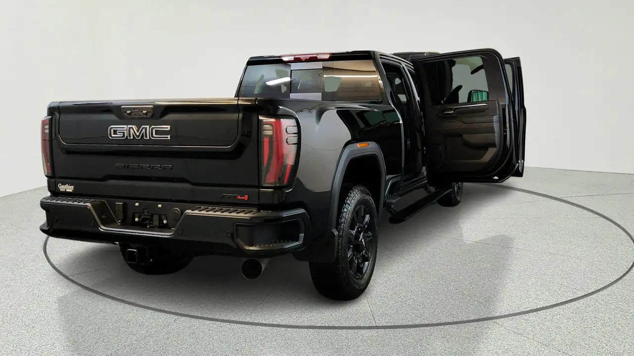 GMC Sierra 2500HD снимка GMC Sierra 2500HD