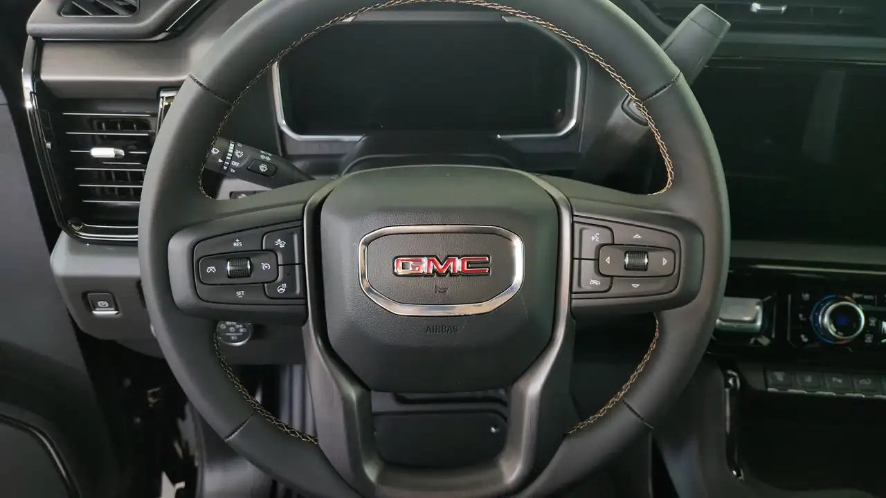 GMC Sierra 2500HD снимка GMC Sierra 2500HD