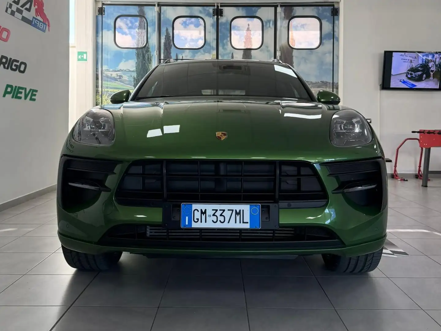 Porsche Macan Macan I 2019 2.0 245cv pdk Grün - 2