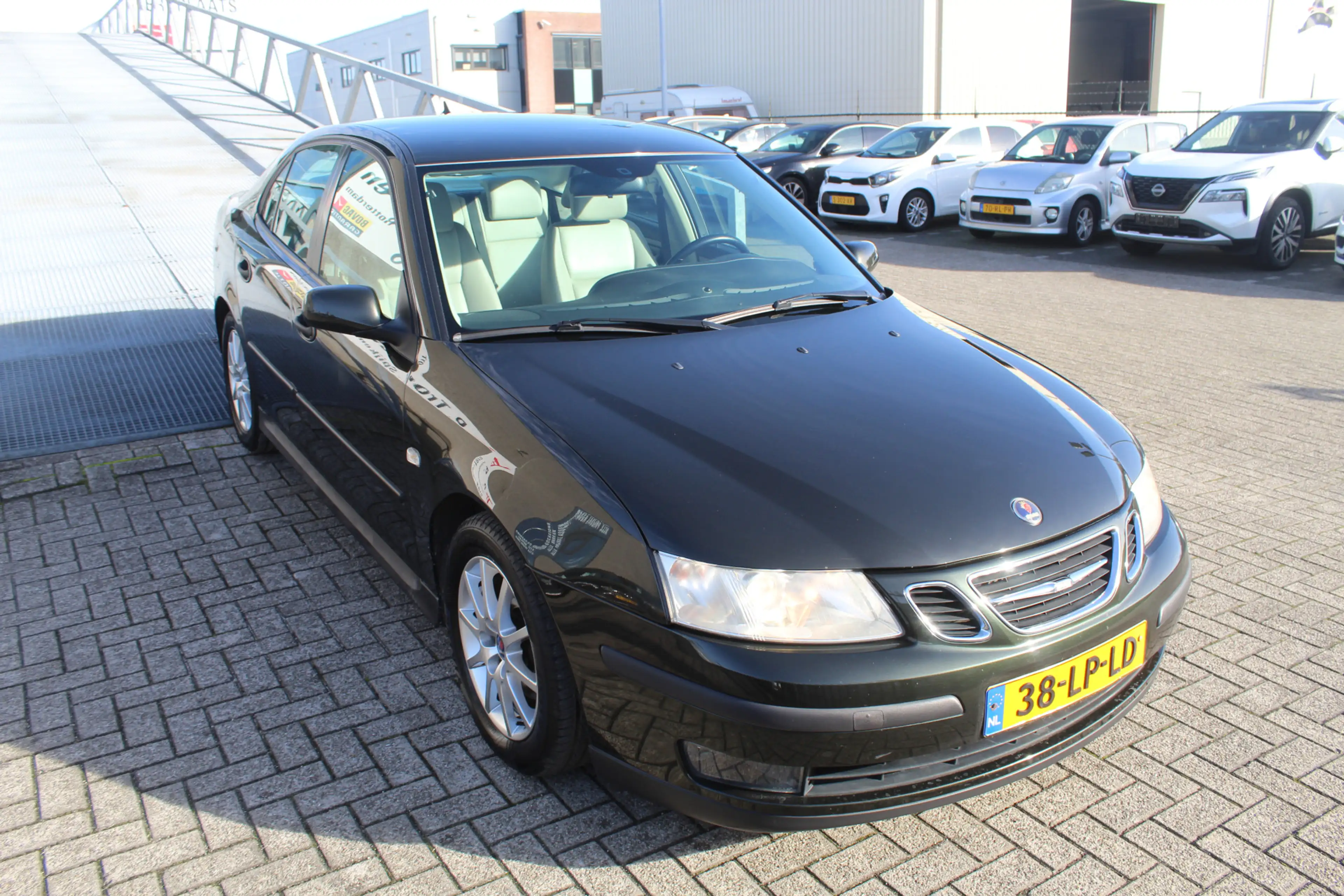 Saab 9-3 Sport Sedan 1.8t Vector Automaat Orig. NL auto /Cl — photo 5
