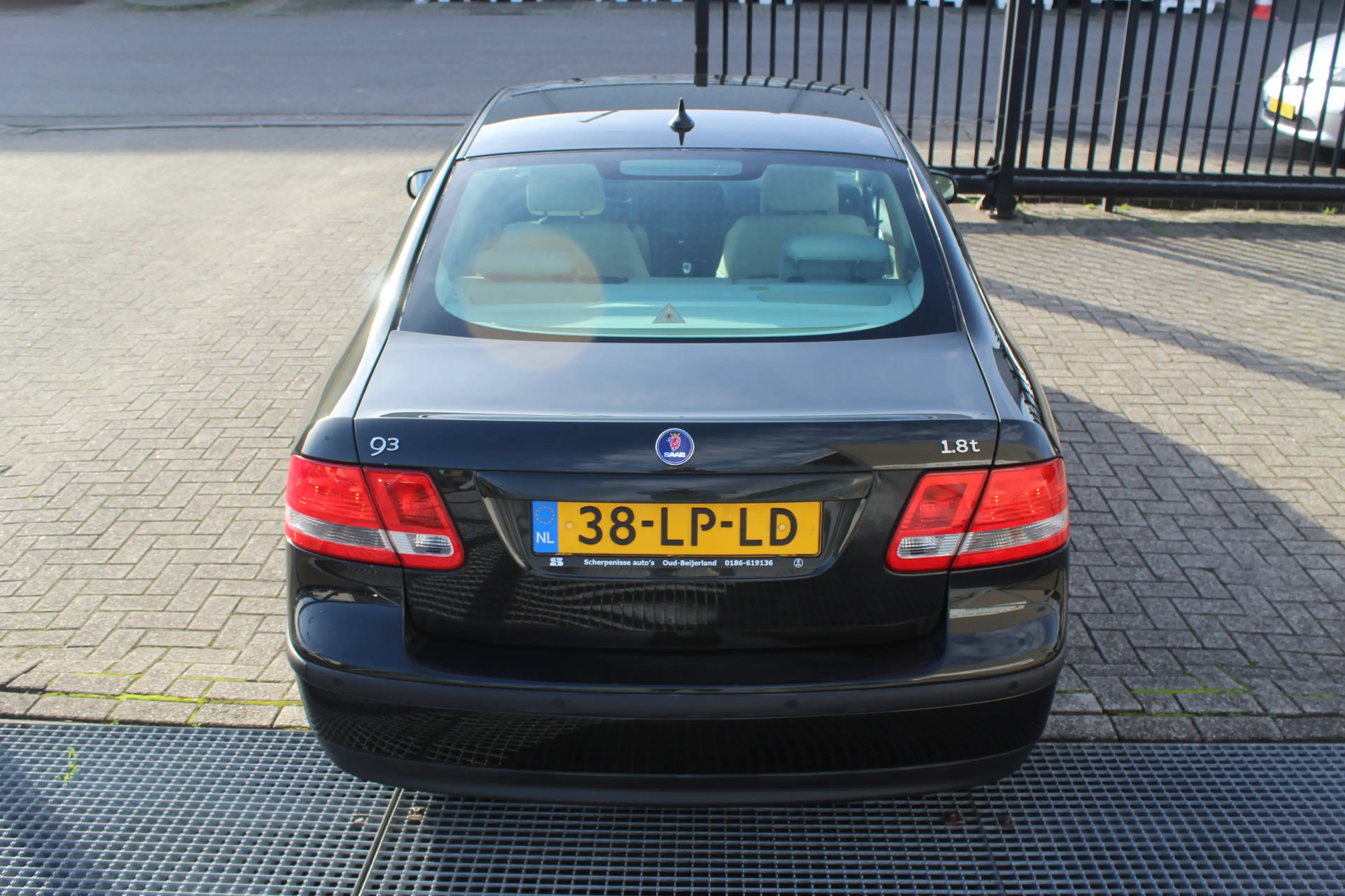 Saab 9-3 Sport Sedan 1.8t Vector Automaat Orig. NL auto /Cl — photo 2