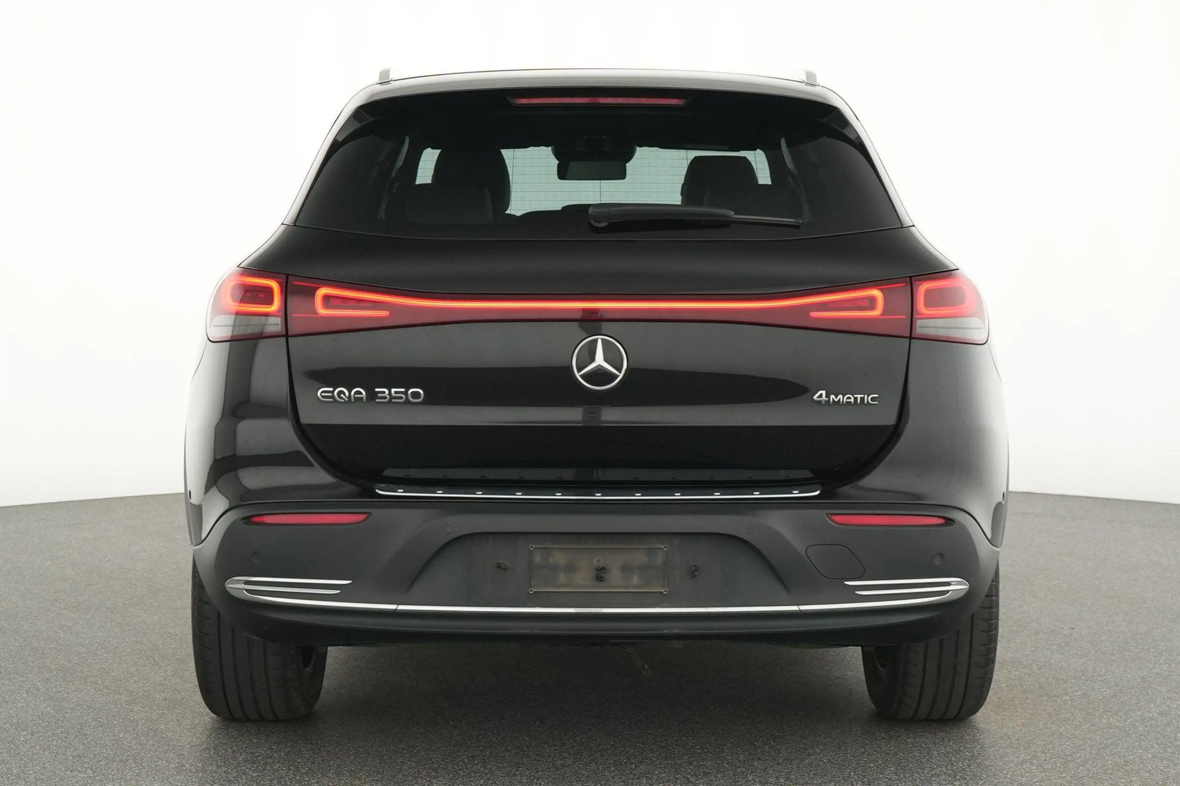 Mercedes-Benz EQA 350 4MATIC Luxury Line EQA 350 4MATIC — photo 7