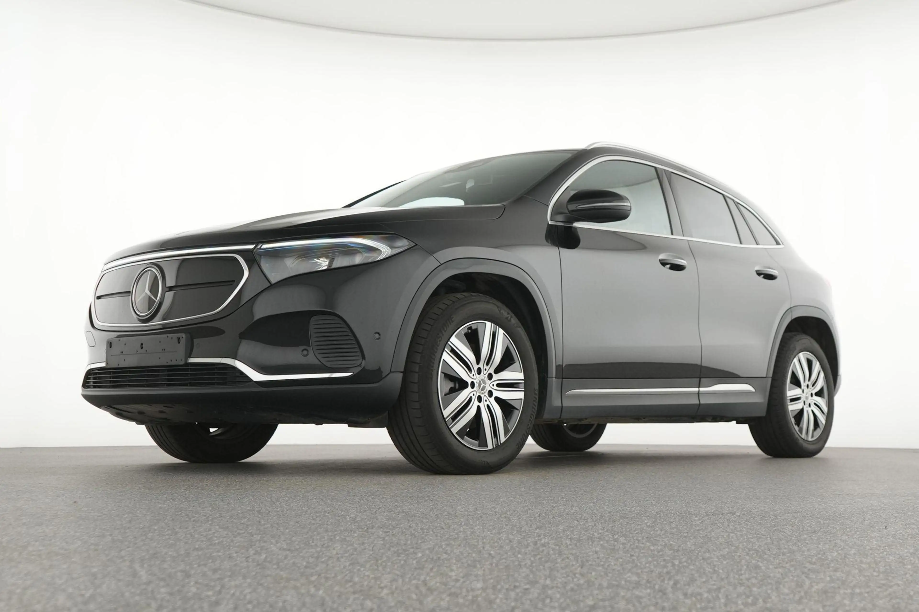 Mercedes-Benz EQA 350 4MATIC Luxury Line EQA 350 4MATIC — photo 10