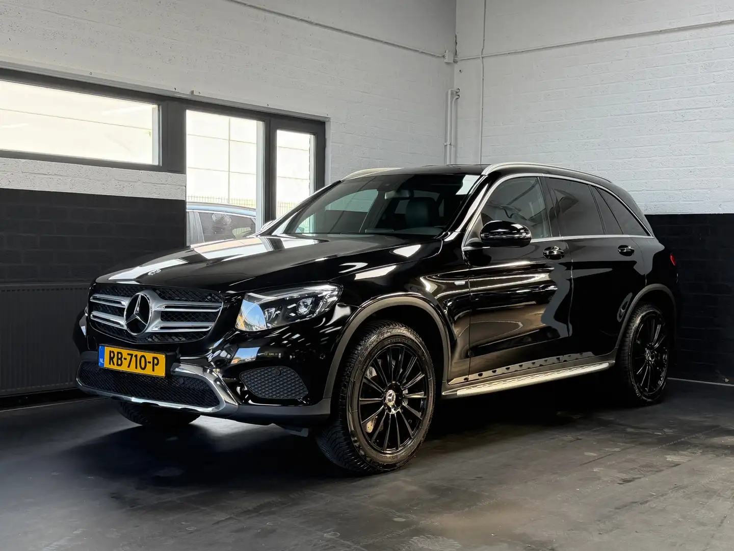 Mercedes-Benz GLC 350 350e 4MATIC | Hybride | Automaat | 19 inch | Leder Noir - 2