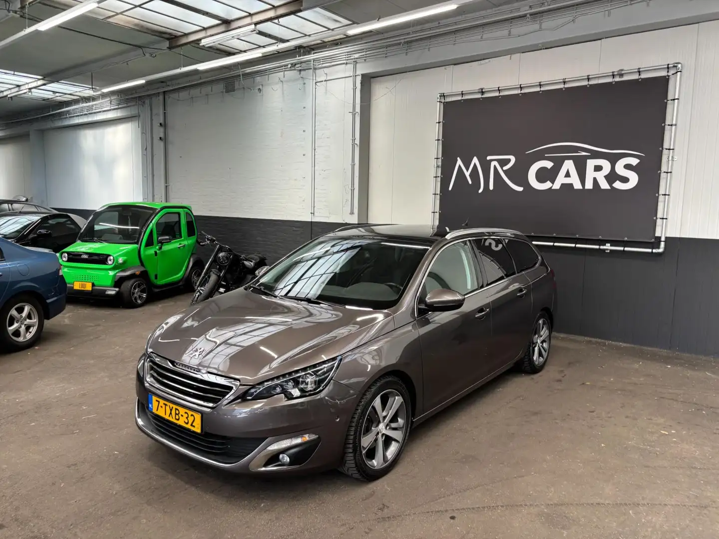 Peugeot 308 SW 1.2 e-THP Première Pano/Navi/Camera/Cruise Cont Beige - 2