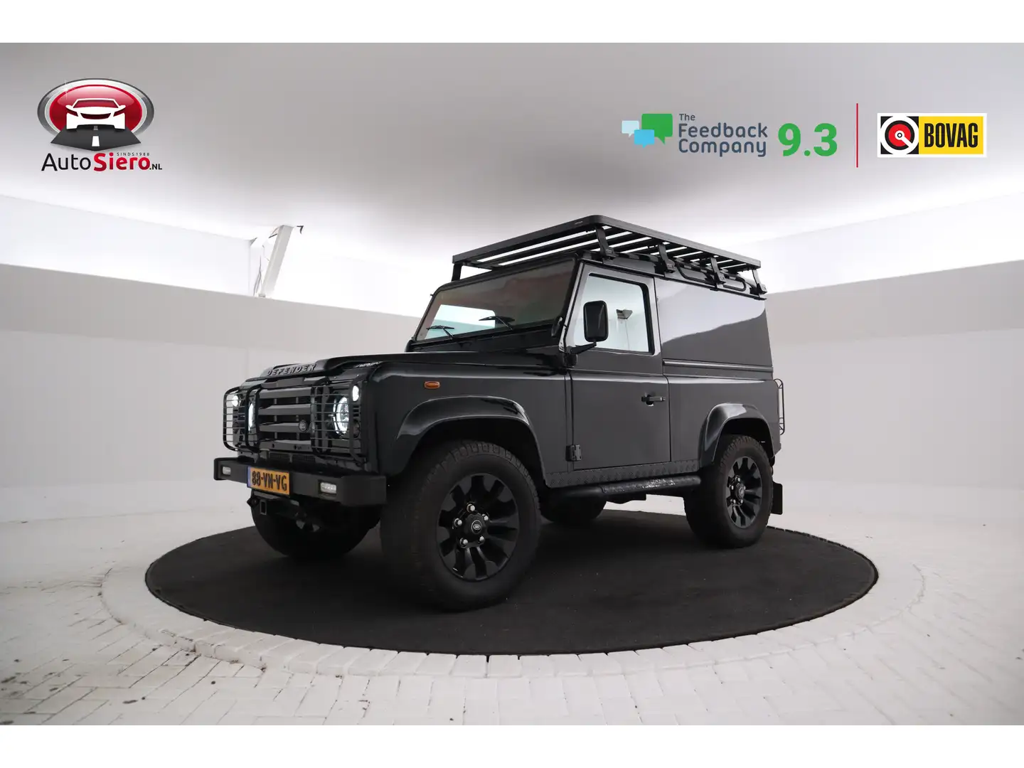 Land Rover Defender 2.5 Td5 90" Hard Top Must See, Imperial, All black Zwart - 1