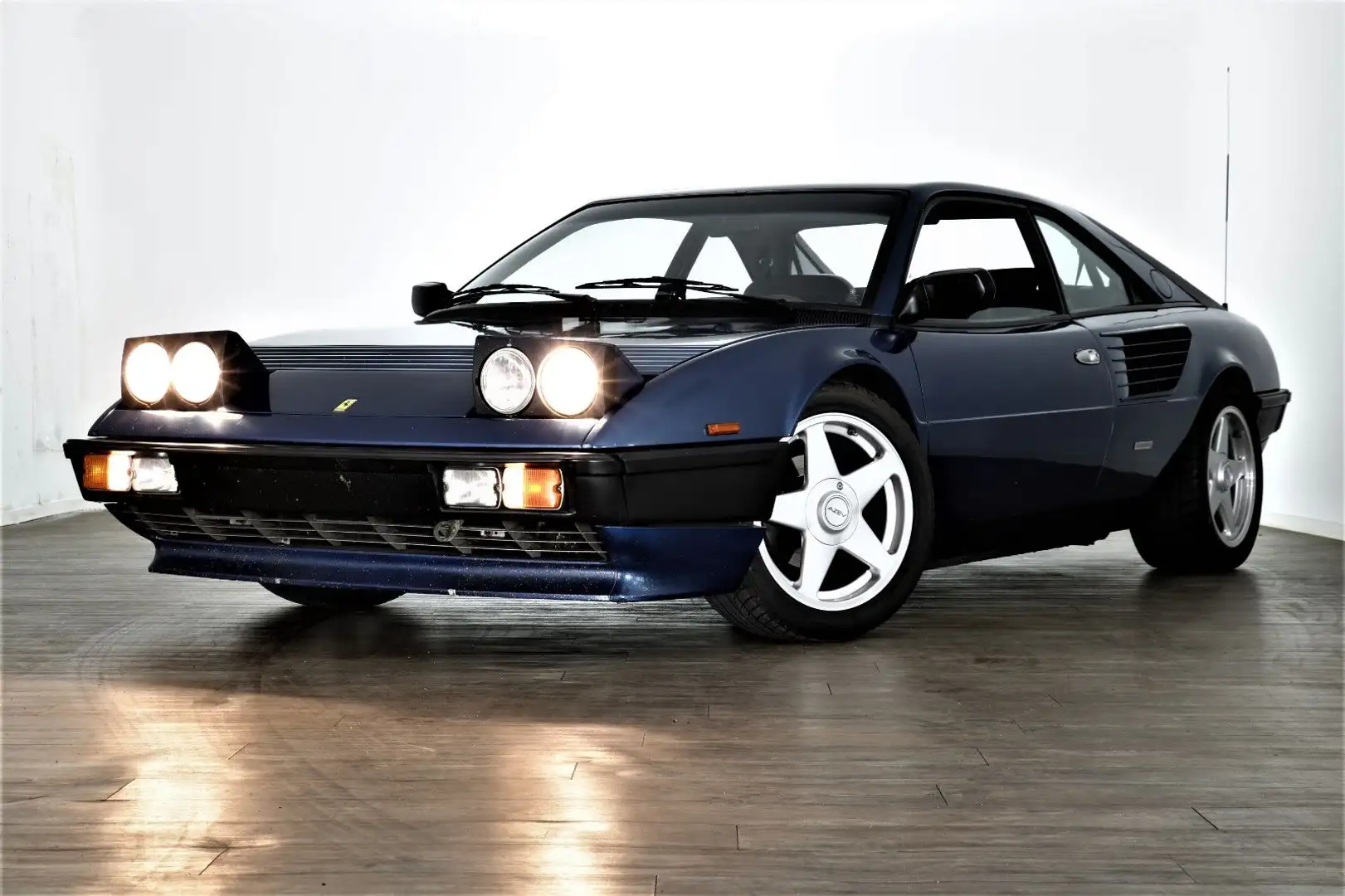 Ferrari Mondial Quattro Valvole Blau - 1