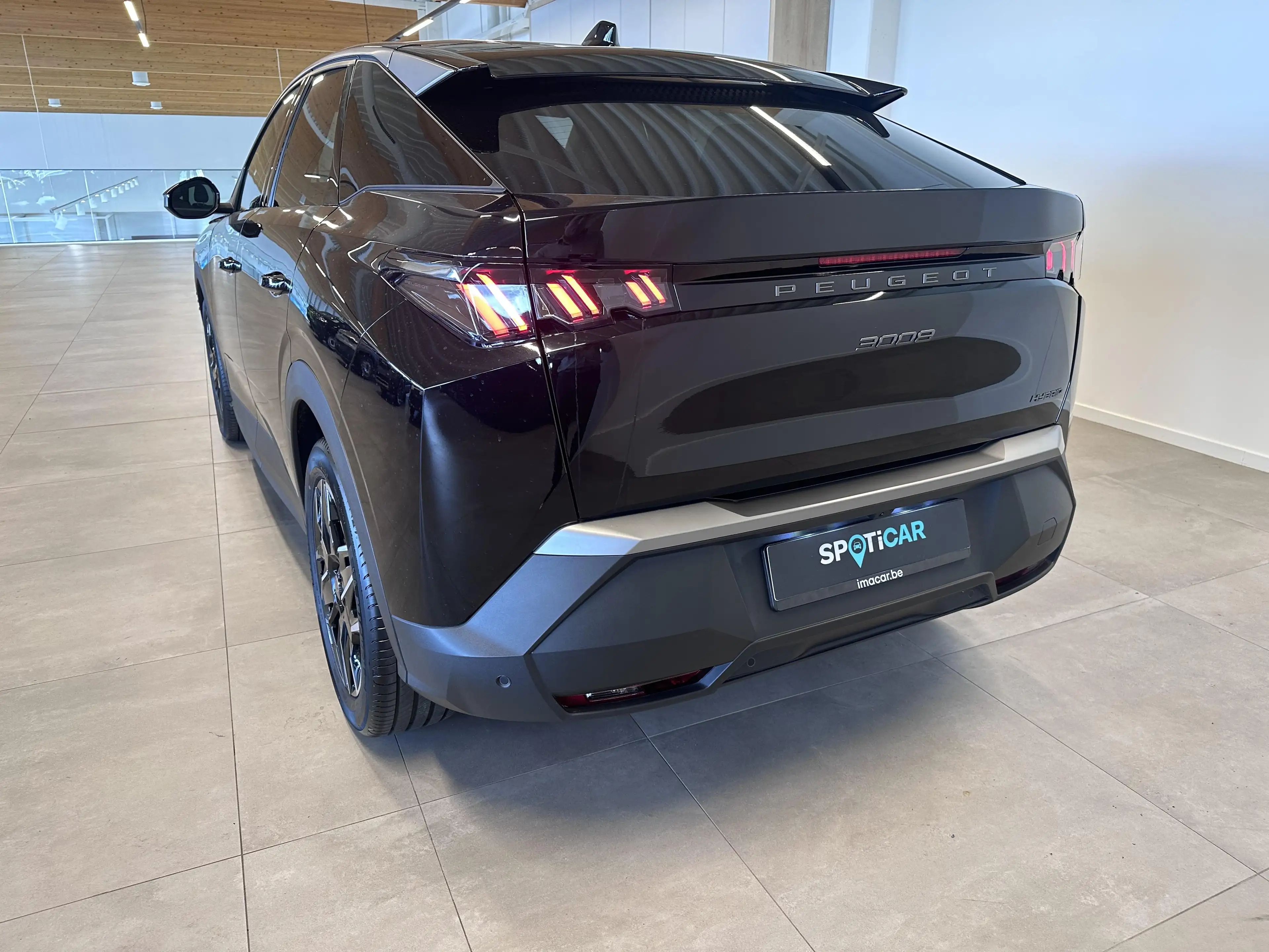 Peugeot 3008 ALLURE 1.2 MILD Hybrid e-DSC6 — photo 3