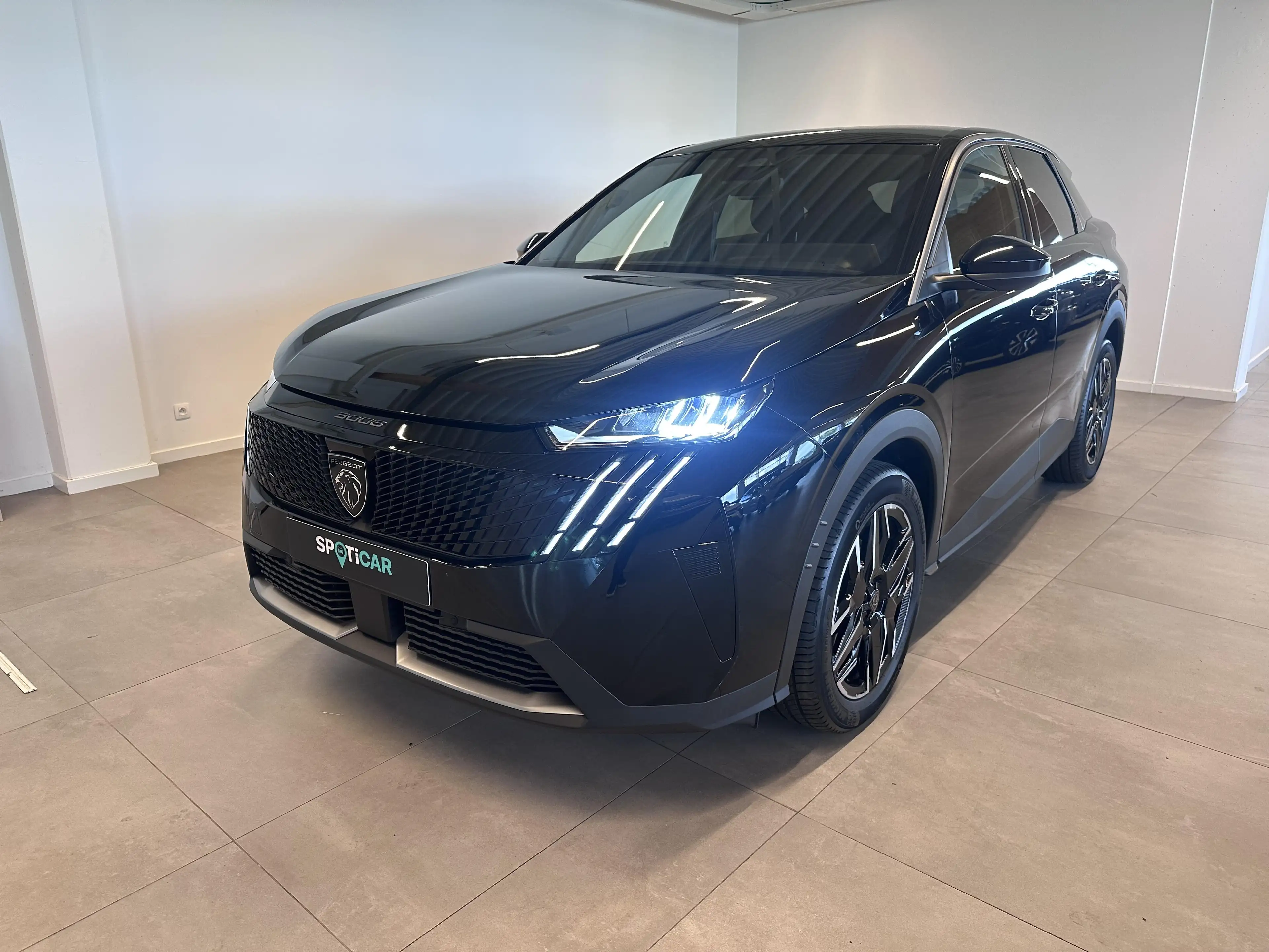 Peugeot 3008 ALLURE 1.2 MILD Hybrid e-DSC6 — photo 8