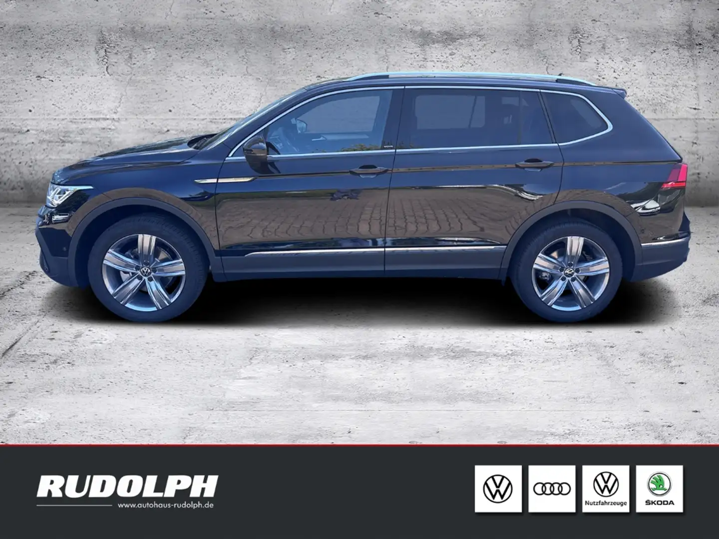 Volkswagen Tiguan Allspace Move 2.0 TDI DSG 7-Sitzer LED SHZ StandHZG BT AHK Schwarz - 2