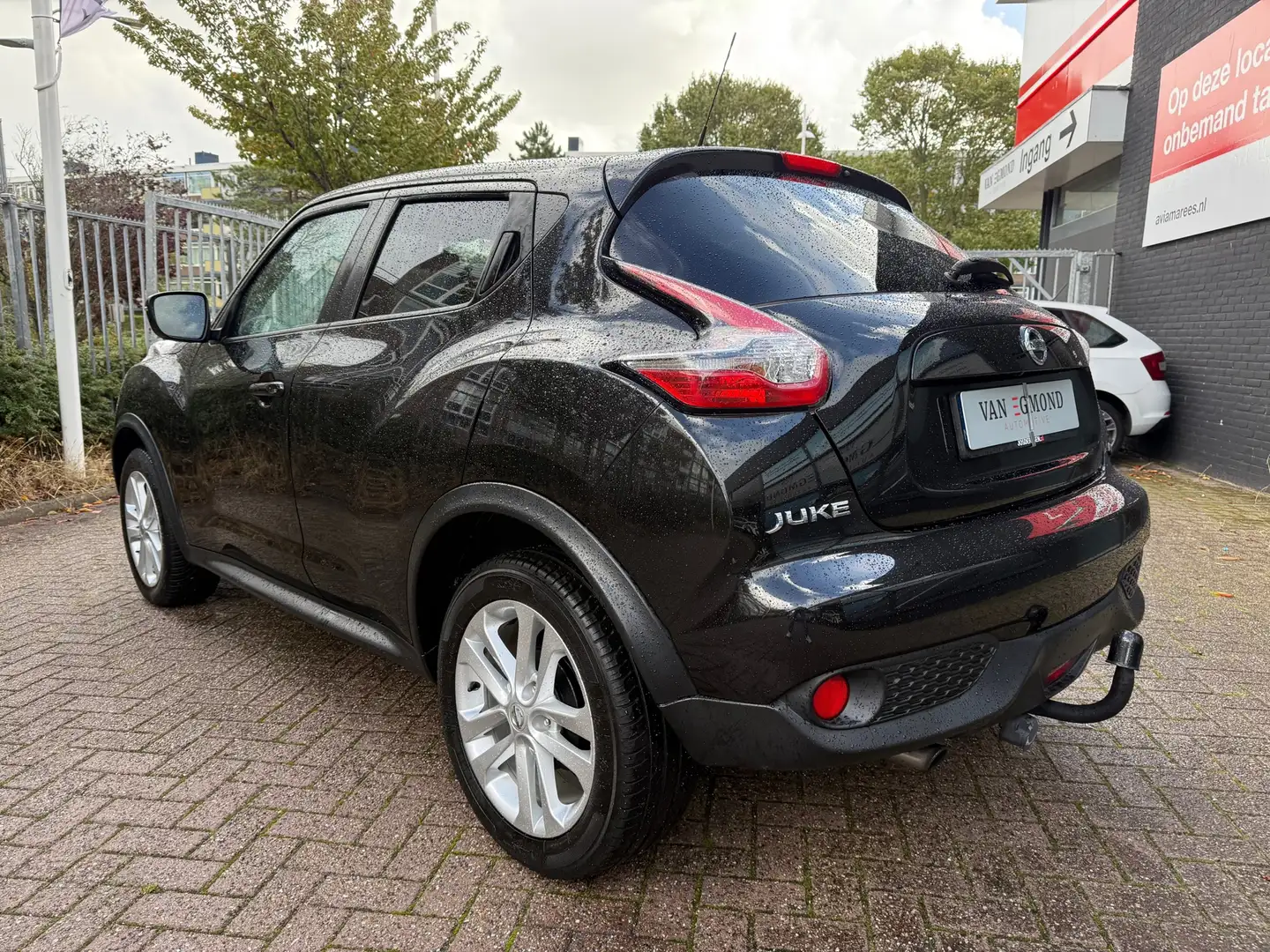 Nissan Juke 1.2 DIG-T S/S N-Connecta Schwarz - 2