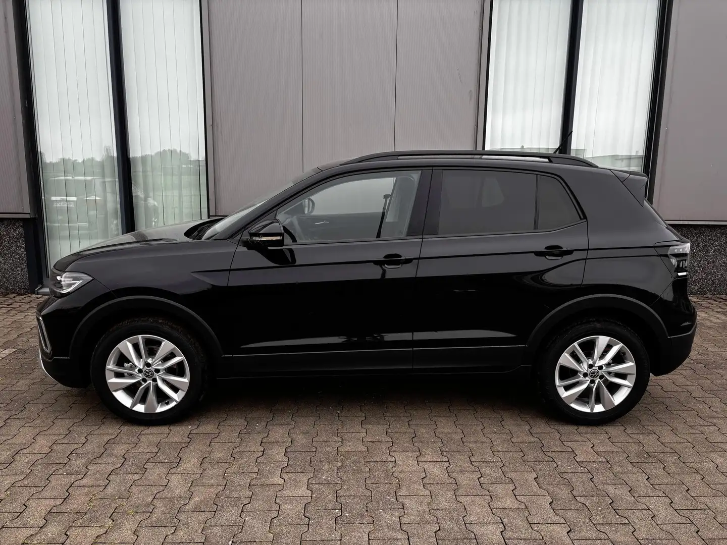 Volkswagen T-Cross LIFE 1.0 TSI 115PS DSG/AUTOMATIK, SCHWARZ-Metal... Schwarz - 1