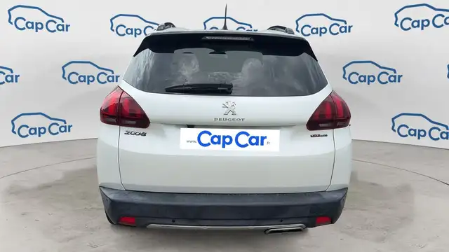 Peugeot 2008 view 3